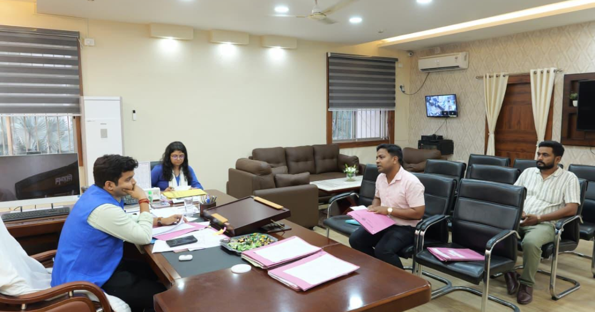 खेल समीक्षा बैठक: प्रशिक्षण केंद्रों, स्टेडियम सुविधाओं व खिलाड़ियों के विकास पर DC का फोकस