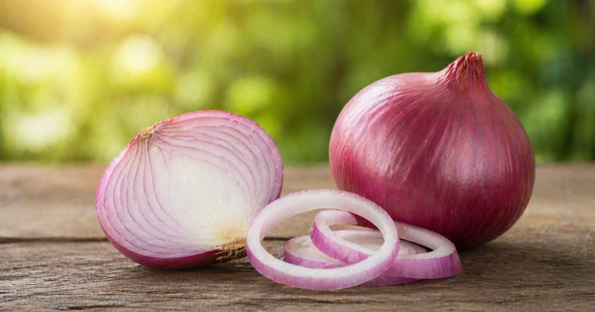 Onion for Heatstroke: क्या प्याज खाने से लू से बचाव होता है? जानिए सच्चाई