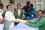 ममता बनर्जी ने भवानीपुर से नामांकन भरा