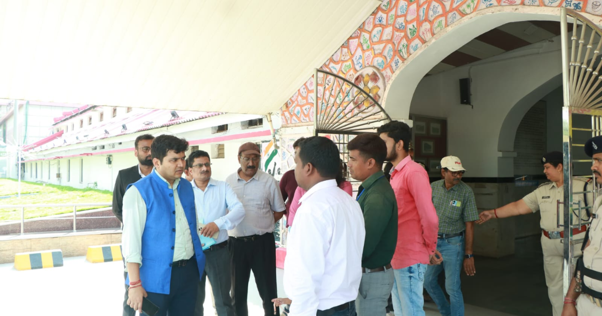 चक्रधरपुर स्टेशन पर चाइल्ड हेल्पलाइन निरीक्षण, बच्चों की सुरक्षा व तस्करी रोकने के निर्देश दिए गए
