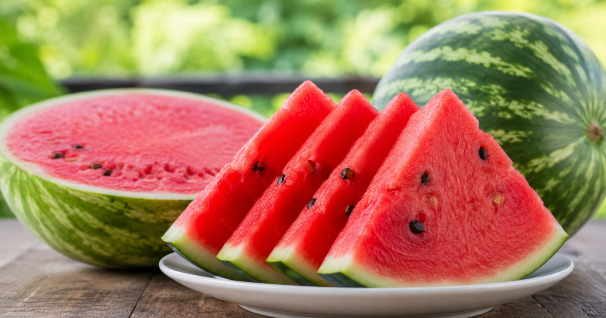 तरबूज (Watermelon) खाने का सही तरीका क्या है? जानिए सही समय और जरूरी सावधानियां