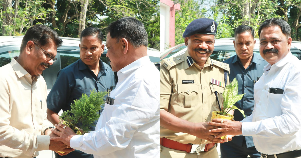 Chaibasa News: मंत्री सुदिव्य कुमार का पश्चिमी सिंहभूम दौरा, अधिकारियों संग विकास योजनाओं पर हुई चर्चा