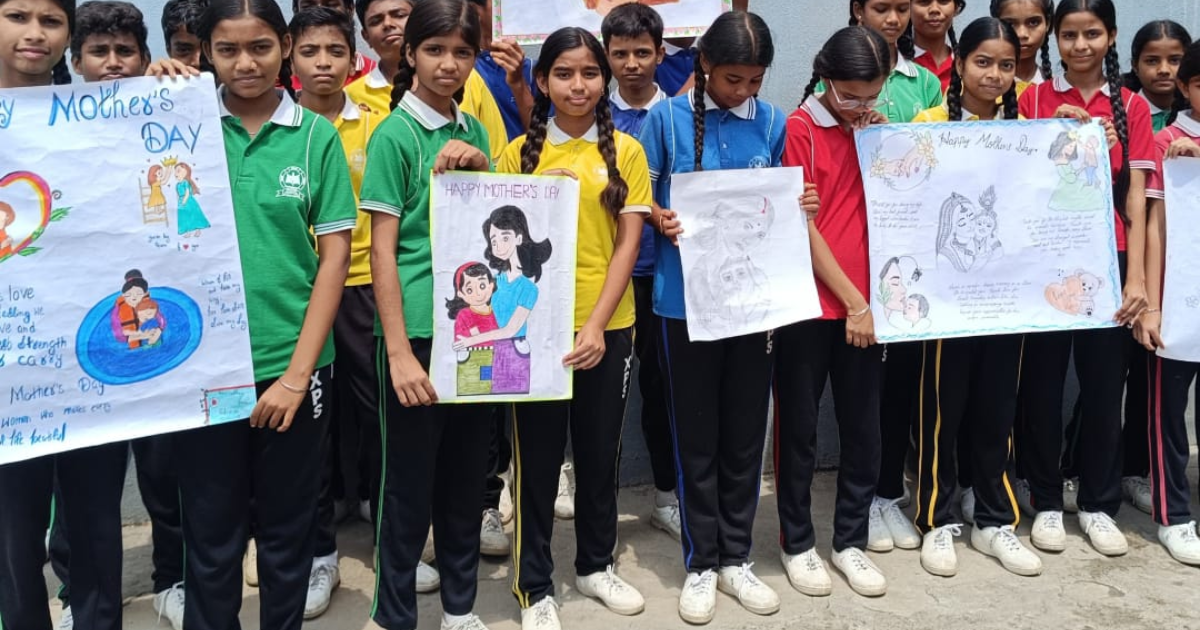 Jamshedpur News: जेवियर पब्लिक स्कूल छोटा गोविंदपुर में धूमधाम से मनाया गया मदर्स डे, बच्चों ने मां के प्रति जताया प्यार