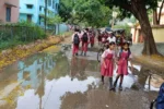 Sewerage leakage in Sonari West Layout causes dirty water on road सोनारी