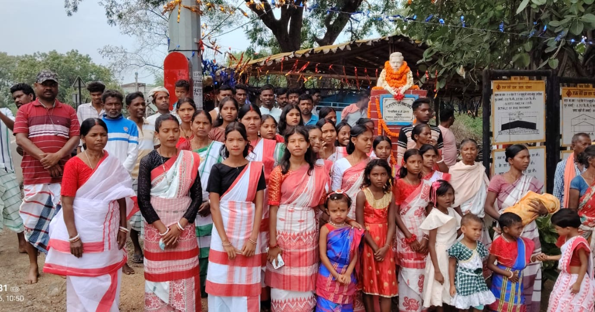 आदिवासी सेंगेल अभियान ने मनाई गुरू गोमके पंडित रघुनाथ मुर्मू की 121वीं जयंती