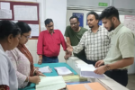 गम्हरिया सामुदायिक स्वास्थ्य केंद्र का औचक निरीक्षण, स्वास्थ्य सेवाओं को और सुदृढ़ बनाने के निर्देश