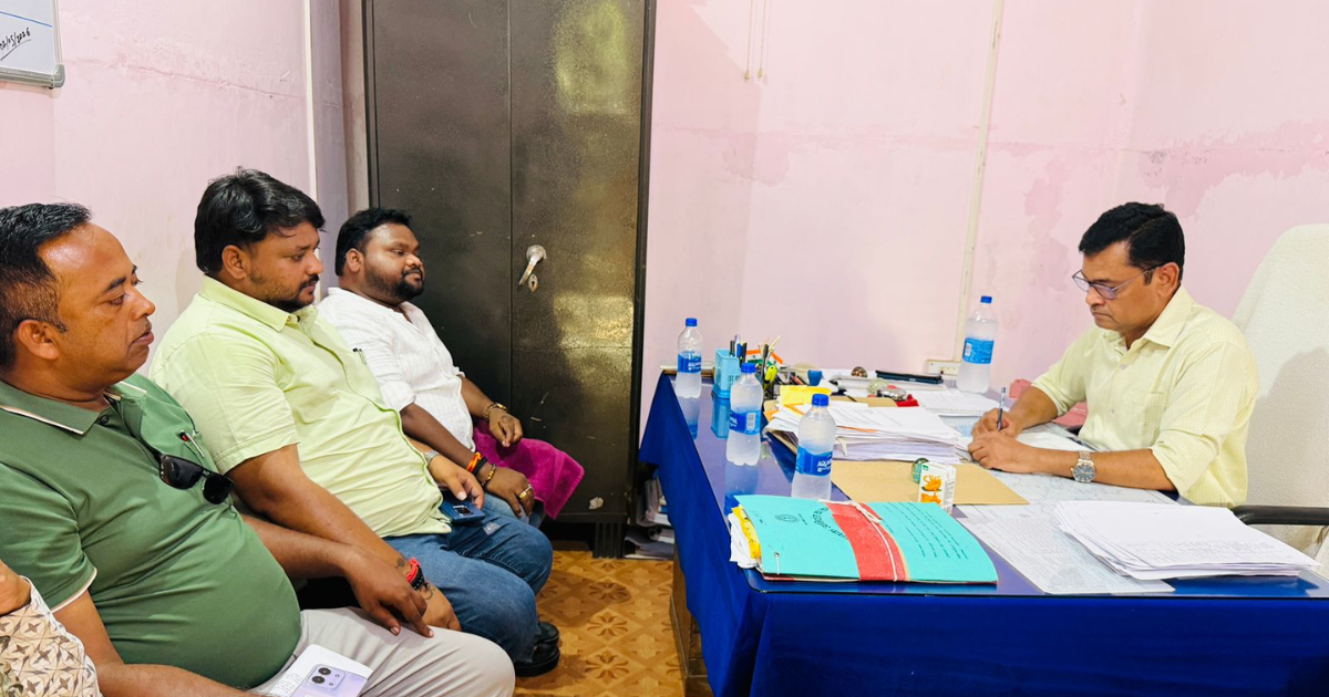 चक्रधरपुर में अतिक्रमण प्रभावित दुकानदारों के पुनर्वास की दिशा में नगर परिषद् की बड़ी पहल