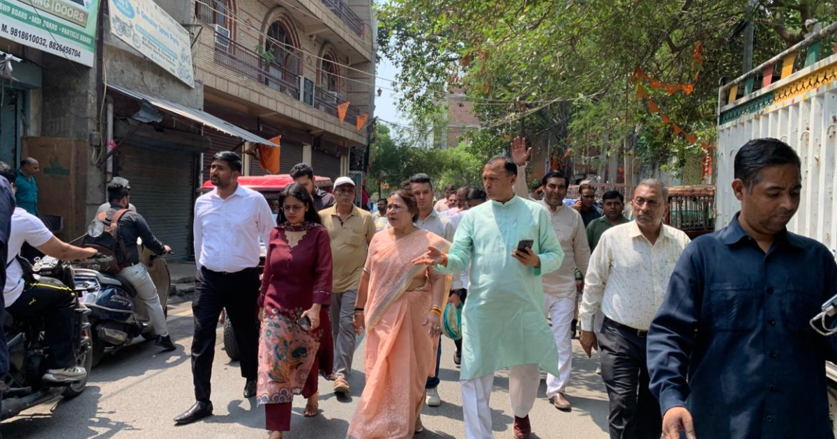 दिल्ली नगर निगम के स्वास्थ्य विभाग के 30 कर्मचारियों के नियमितीकरण को मंजूरी दी गई सत्या शर्मा