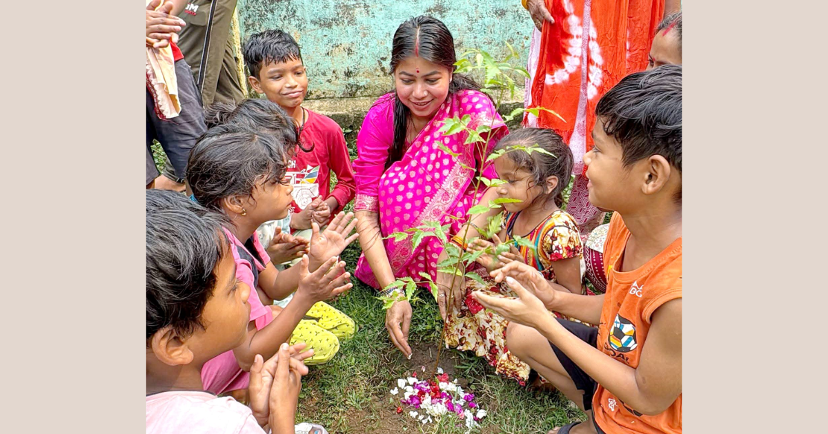 World Environment Day 2026: विधायक पूर्णिमा साहू ने कार्यकर्ताओं संग किया पौधारोपण, ‘एक पेड़ माँ के नाम’ अभियान को दिया बढ़ावा