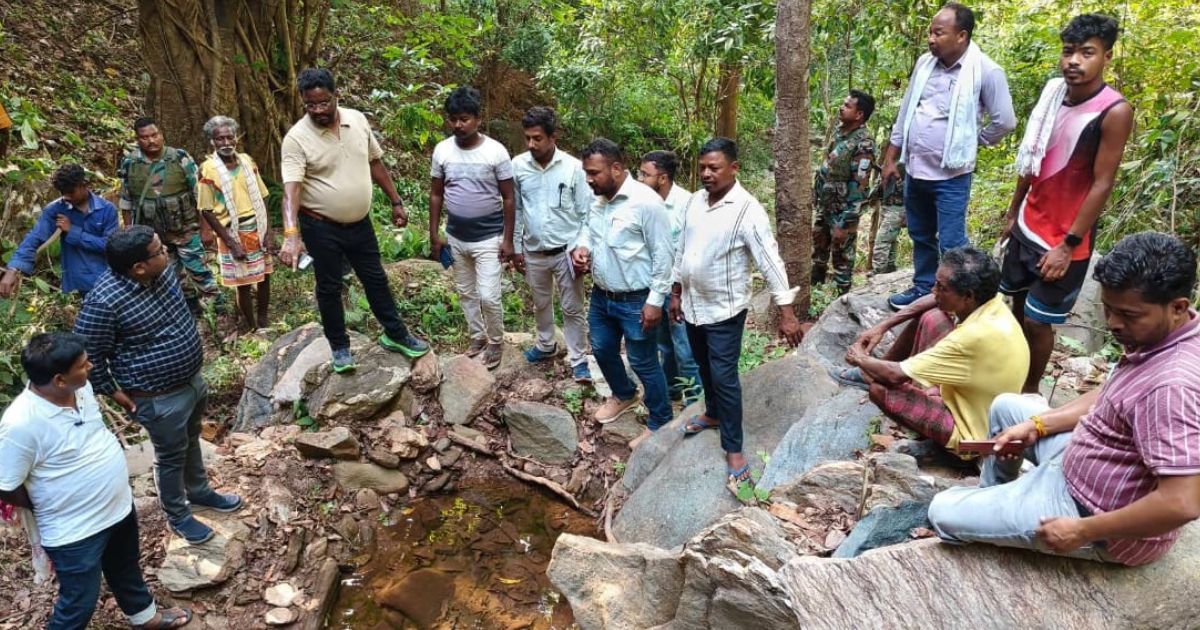 रायजामा के मूंगा टोला व पिचांग टोला में पेयजल संकट के स्थायी समाधान की दिशा में पहल तेज, विधायक ने किया निरीक्षण