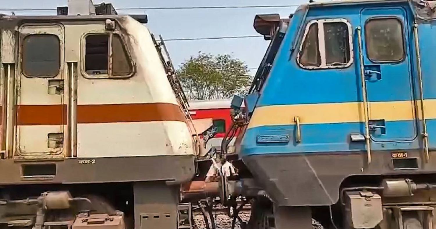 भुवनेश्वर मे एक बड़ा रेल हादसा टला ,एक ही पटरी पर दो ट्रेने हुई आमने सामने , रेलवे ने दिया जाँच का आदेश