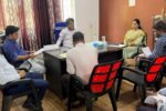 ईचागढ़ अंचल कार्यालय का निरीक्षण, अपर उपायुक्त ने राजस्व कार्यों की समीक्षा कर दिए सख्त निर्देश