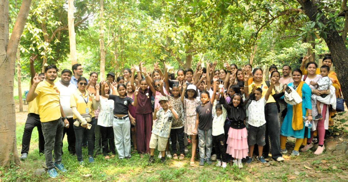 Natural Smile Foundation के Summer Camp में बच्चों ने किया Zoo Visit, 80 बच्चों ने लिया वन्यजीवों से जुड़ने का अनोखा अनुभव