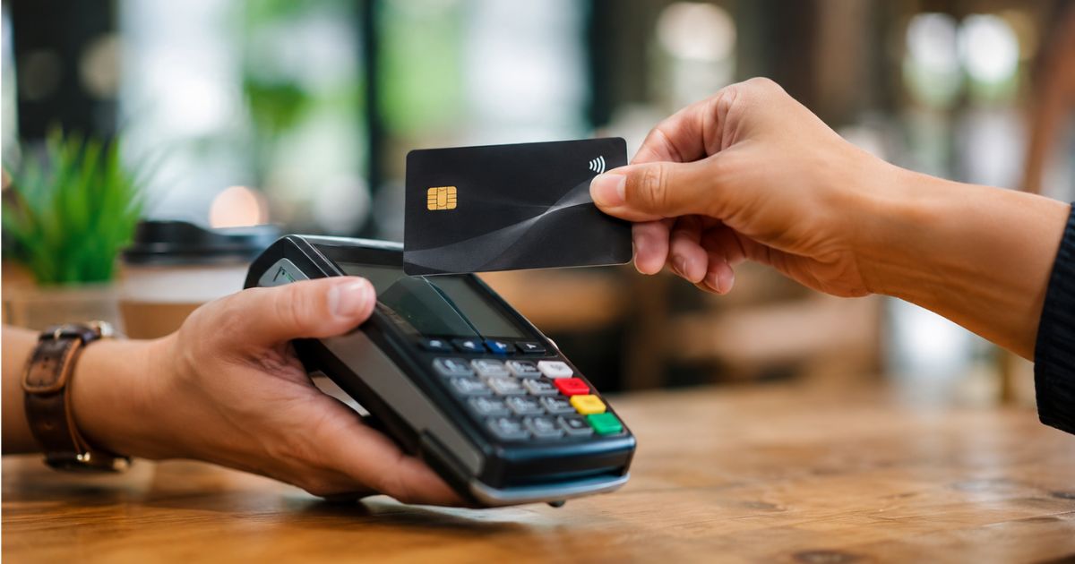 IndusInd Bank Credit Card Users को झटका! बढ़े चार्ज, बदले ब्याज नियम और फ्यूल ट्रांजैक्शन पर लगेगी अतिरिक्त फीस