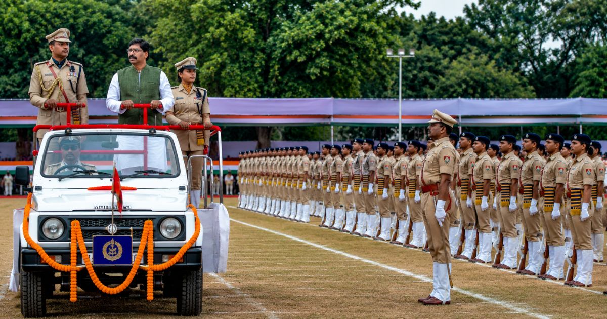 पुलिस कर्मियों के लिए बनेंगे आवासीय स्कूल व अस्पताल