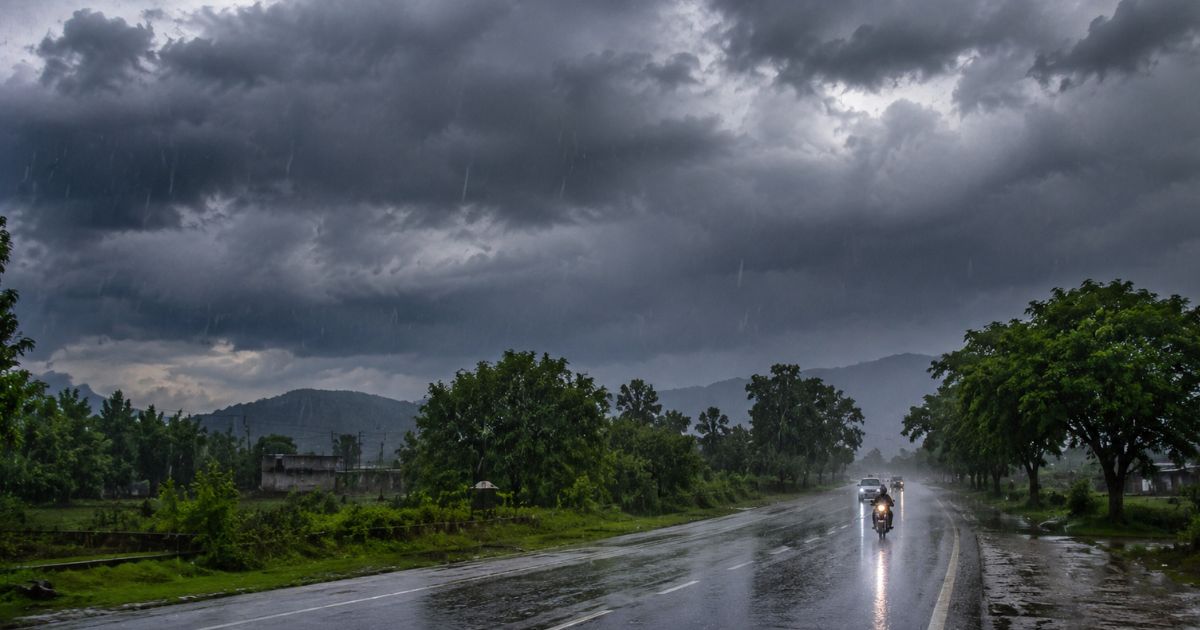 झारखंड में मानसून ने पकड़ी रफ्तार, कई जिलों में गरज-चमक और बारिश का अलर्ट जारी