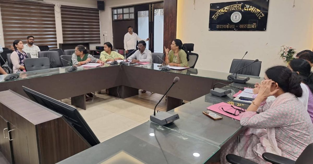 सरायकेला में अंतर्राष्ट्रीय योग दिवस की तैयारी तेज, 21 जून को इंडोर स्टेडियम में होगा जिला स्तरीय आयोजन