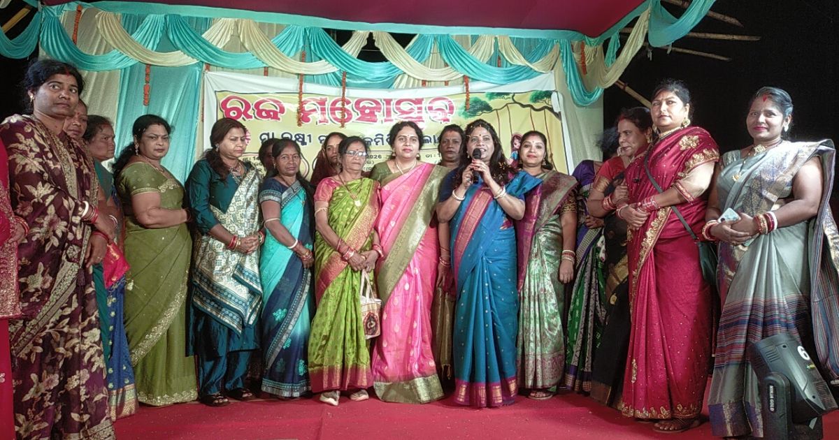 बोलानी मे तीन दिवसीय रज महोत्सव का हर्षोल्लास पूर्वक मनाई गई।