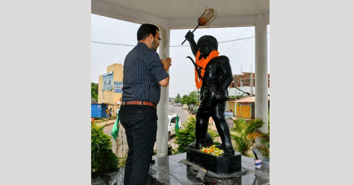 सरायकेला में आंगनबाड़ी सेवाओं की समीक्षा बैठक, कल्याणकारी योजनाओं के प्रभावी क्रियान्वयन पर जोर