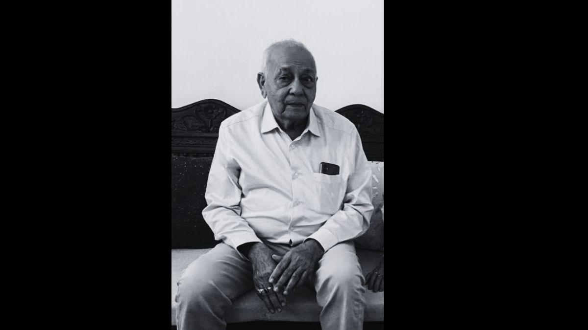 Chandra Narayan Mishra, eldest son of freedom fighter Pandit Nokhe Lal Mishra, passes away