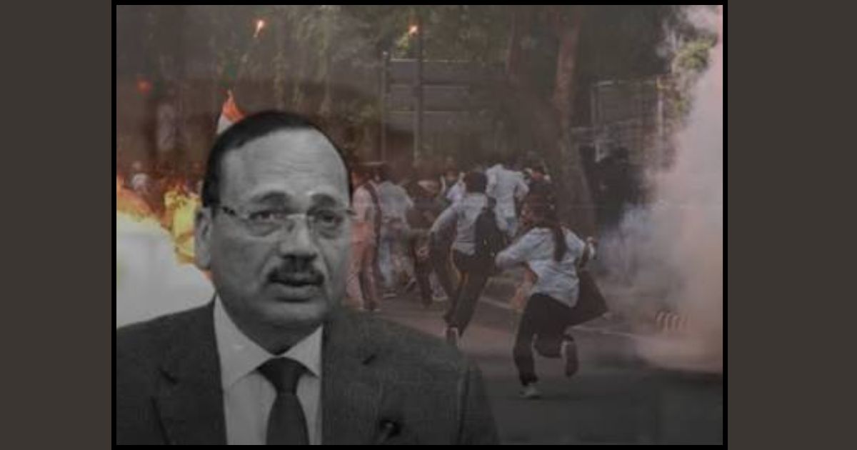 Student Protest Case: छात्र प्रदर्शन पर पुलिस कार्रवाई के खिलाफ याचिका की तत्काल सुनवाई से सुप्रीम कोर्ट का इनकार, CJI बोले- 'Don't Waste Our Time'