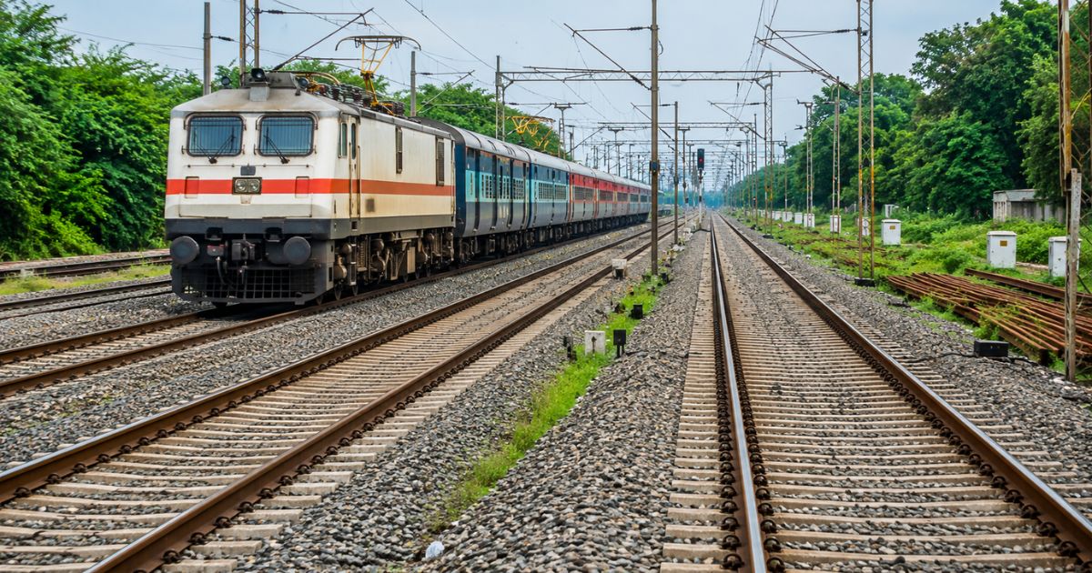 रेल लाइन क्षमता बढ़ने से बढ़ेगी कनेक्टिविटी, माल और यात्री ट्रेनों की आवाजाही होगी आसान