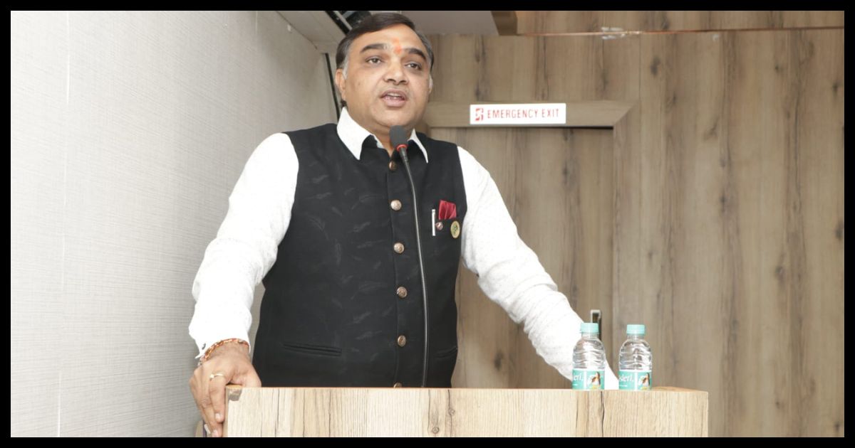 जमशेदपुर में बिजली और पानी को लेकर दोहरा मापदण्ड नहीं चलेगा: विजय आनंद मूनका