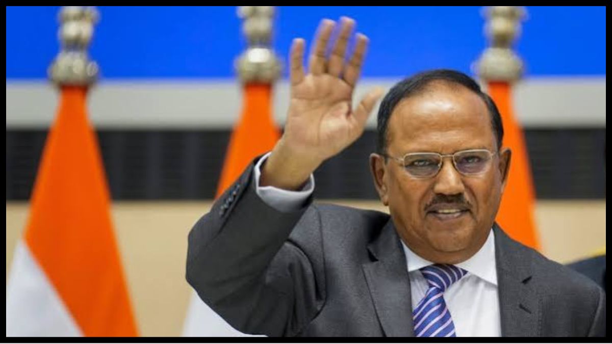 शी चिनफिंग की संभावित भारत यात्रा से पहले चीन पहुंचेंगे अजित डोभाल, वांग यी से होगी सीमा वार्ता