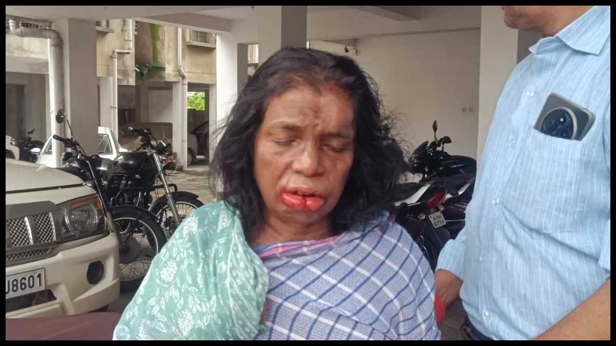 जनगणना कर्मी बनकर महिला के फ्लैट में घुसे बदमाश, मारपीट कर जेवर लूटे