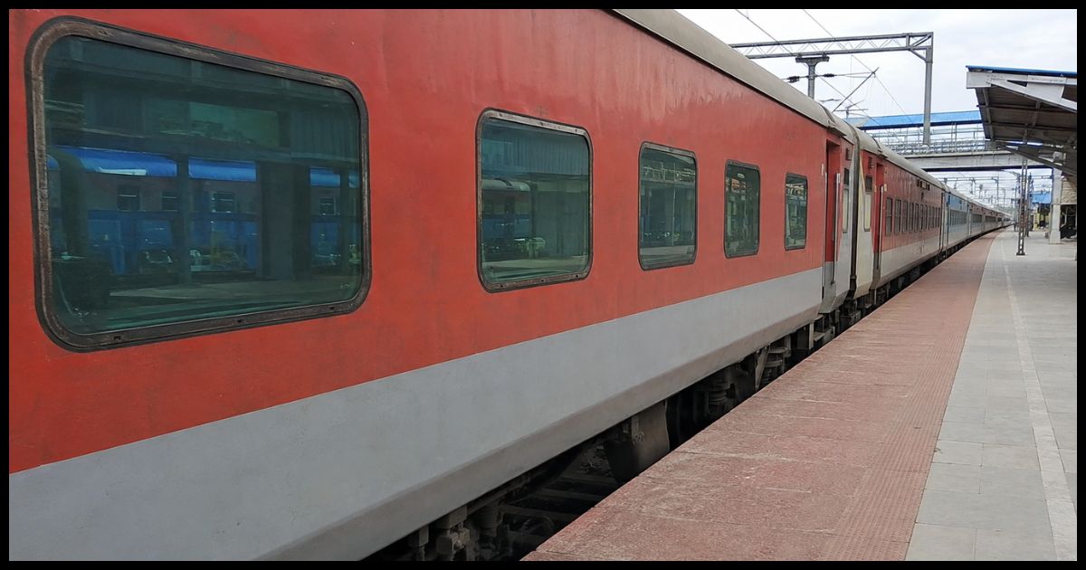 जम्मूतवी एक्सप्रेस बिना वेंडर गई ट्रेन, भोजन पर आफत
