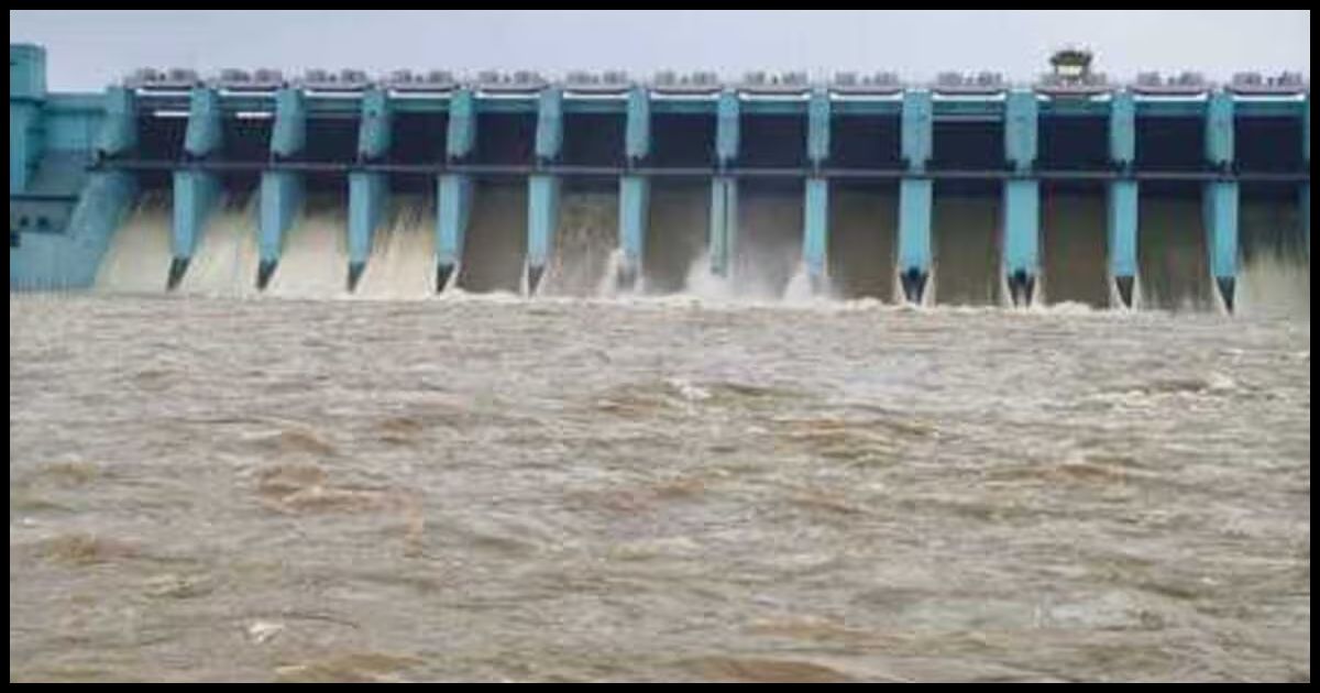 चांडिल डैम का जलस्तर 180.75 मीटर पहुंचा, सभी 13 फाटक खुले; स्वर्णरेखा में बढ़ा बाढ़ का खतरा