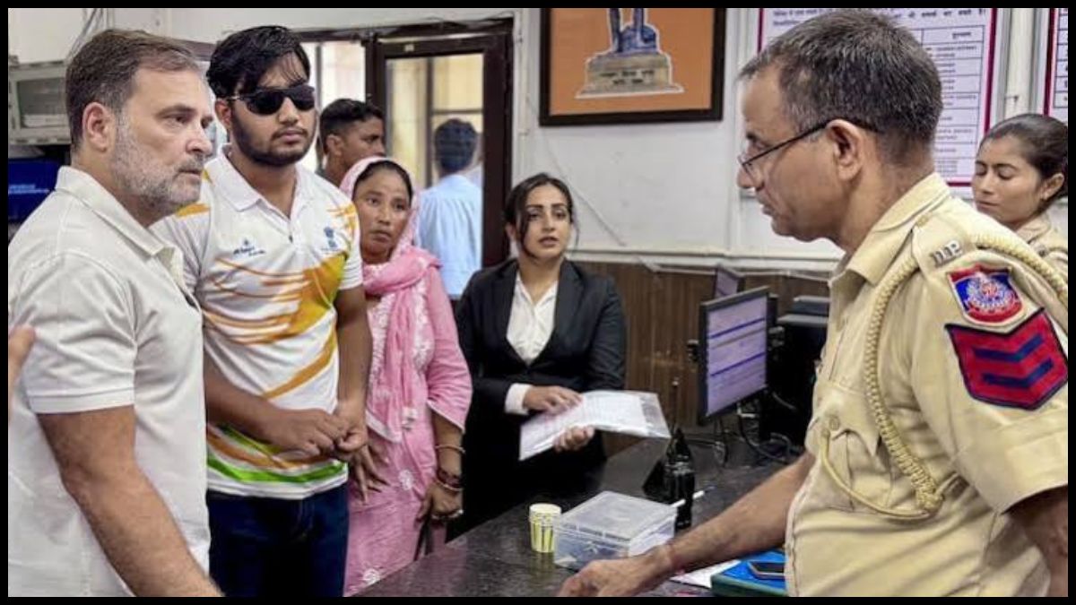 राहुल गांधी का पुलिस पर हमला, बोले- ‘FIR के लिए 8 घंटे इंतजार करना पड़ा, ऊपर से न्याय की ब्रेक लगी हुई है’