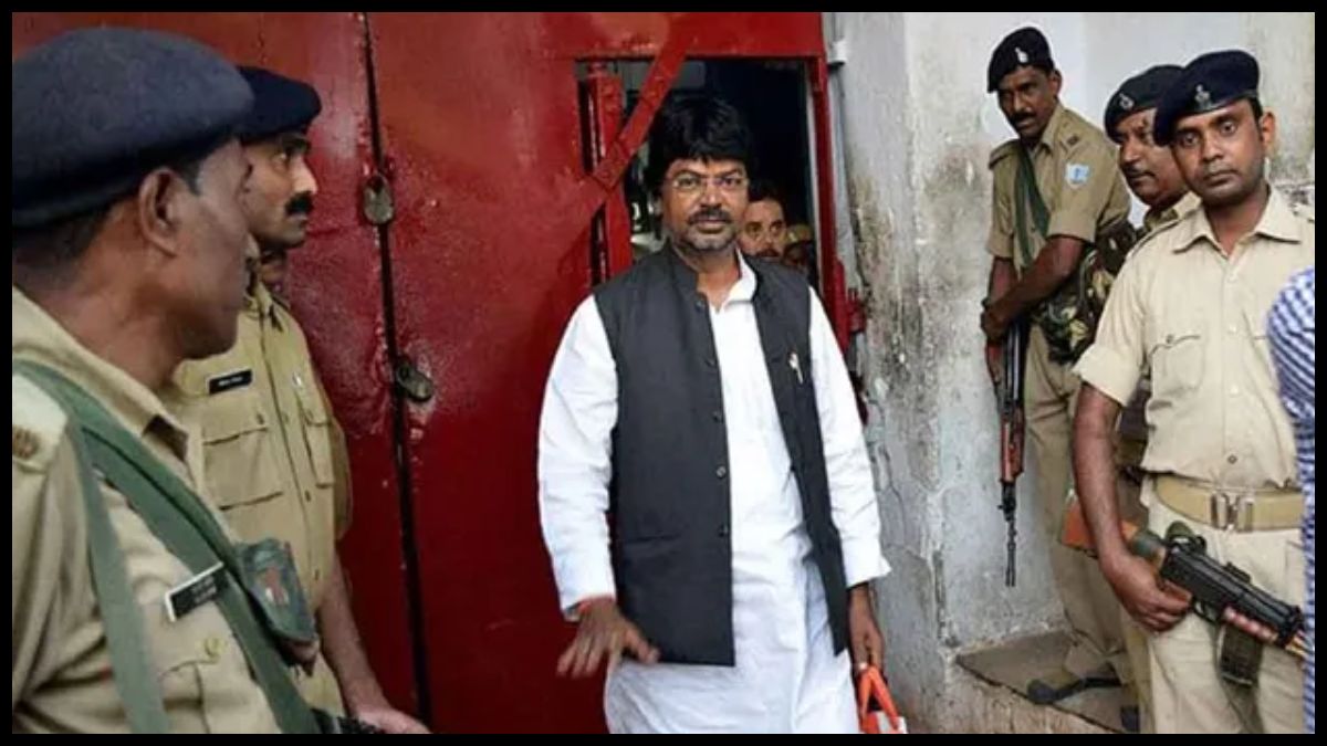 Jharkhand Congress: पूर्व मंत्री योगेंद्र साव को कांग्रेस का कारण बताओ नोटिस, 3 दिन में मांगा जवाब