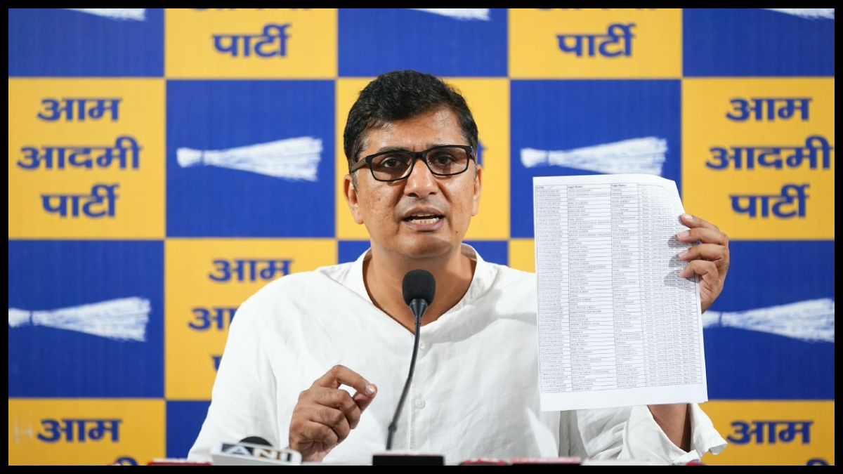 विक्रमजीत सिंह का कार्यकाल अभी आधे से भी ज्यादा था, फिर भी उनका तबादला हो गया: सौरभ भारद्वाज