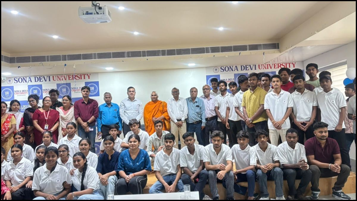 सोना देवी विश्वविद्यालय में बौद्ध अध्ययन एवं मंत्र-जप