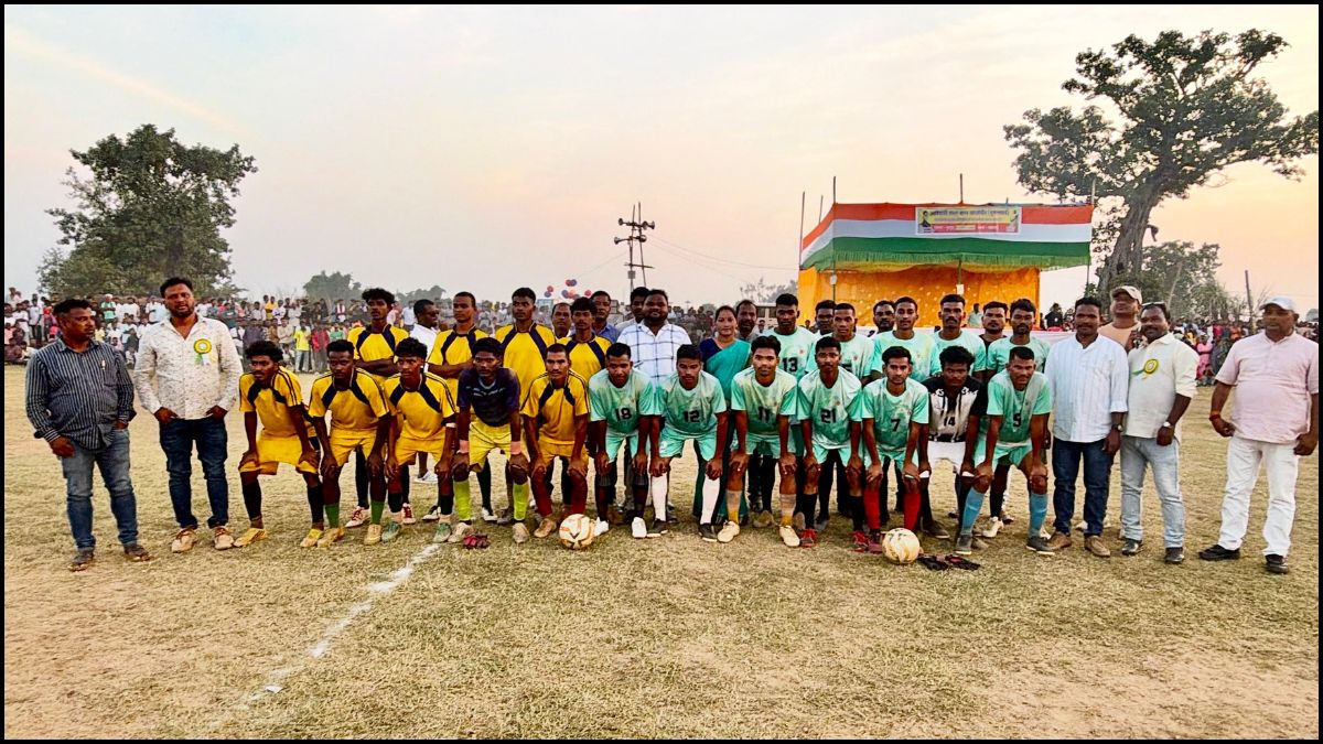 Conclusion of the three-day football tournament organized by Adivasi Sarna Club Sarjomdih Gumansai