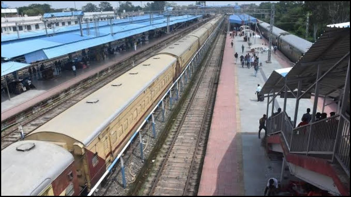 Trains from Tata to Kharagpur and Purulia will remain cancelled