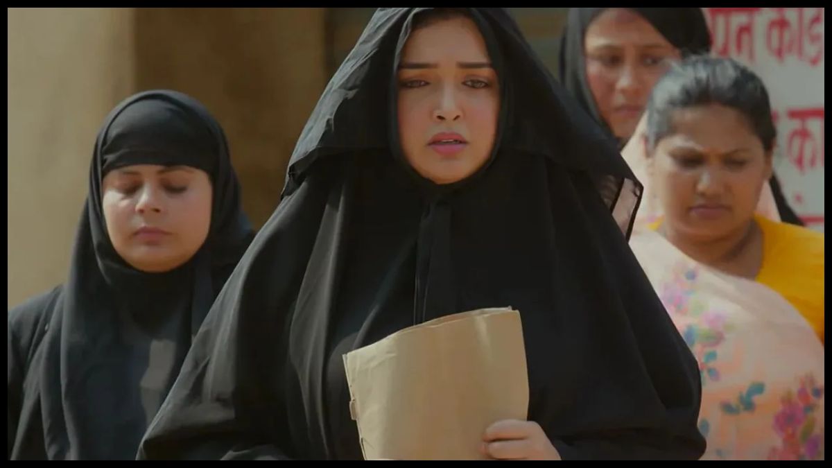 Amrapali Dubey की ‘रोजा’ का ट्रेलर रिलीज, नवजात बच्चे के साथ घर से निकाली गई मां के संघर्ष की कहानी