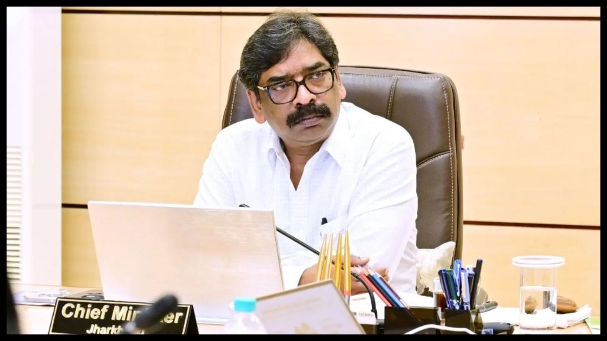 Jharkhand News: लातेहार में आदिवासी महिला से मारपीट का आरोप, CM हेमंत सोरेन ने दिए जांच के आदेश
