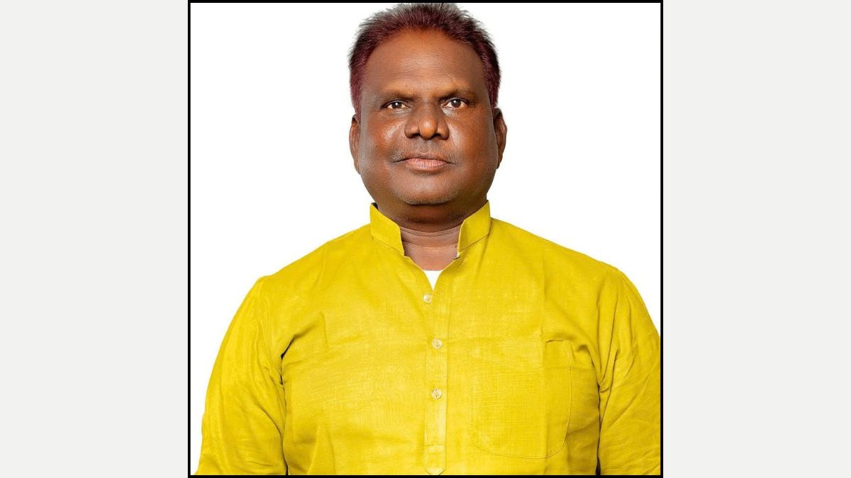 रूपी सोरेन के निधन पर चक्रधरपुर विधायक सुखराम उरांव ने दी श्रद्धांजलि, बनमालीपुर का जनजातीय महोत्सव स्थगित