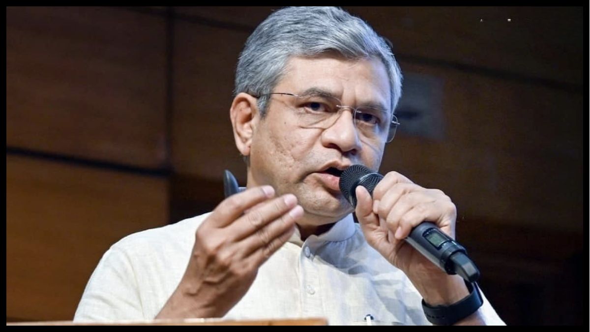 11.40 लाख रेलवे कर्मचारियों को 78 दिन का दिवाली बोनस:3 पेंशन योजनाओं से इंदिरा गांधी नाम हटा; दिव्यांगों को अब जन्म से पेंशन
