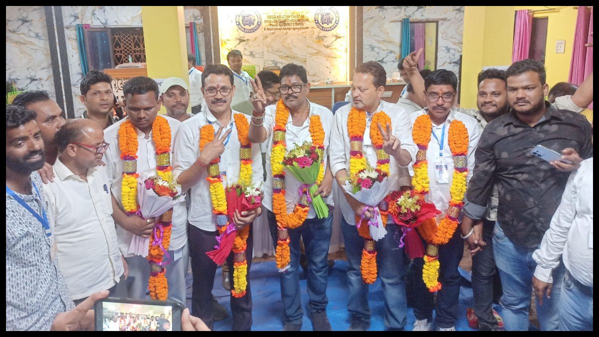 जोड़ा ट्रक ओनर्स एसोसिएशन का चुनाव परिणाम घोषित, चंपुआ विधायक सनातन महाकुड़ समर्थित सभी पांच उम्मीदवारों की जीत